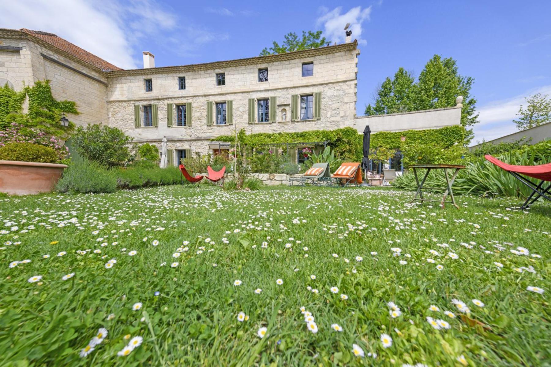 Bed and Breakfast Bastide de Bellegarde Aviñón Exterior foto